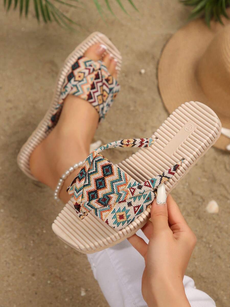 Plus Size Geometric Print Slide Sandals for Women Wide Strap  display picture 1