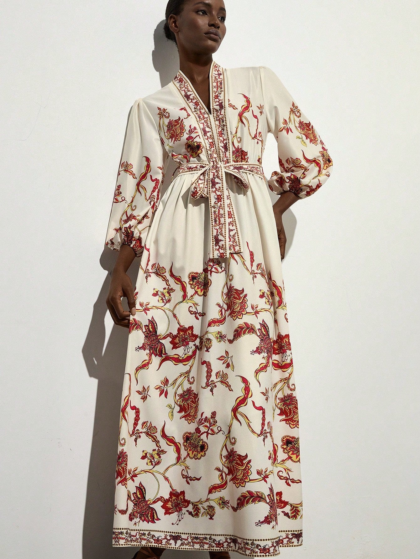 fit and flare summer dress with sleeves Chic Relaxed V-Neck Puff Sleeve Floral Print for S – Canary Houze Signature Hydrangea Print and square pockets 2021 Spring New Bristish Color:Red & Black