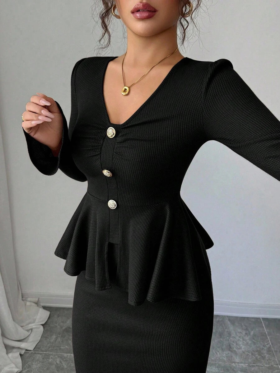 Elegant Deep Brown French Style 2-Piece Set with V-Neck Top and Fish T