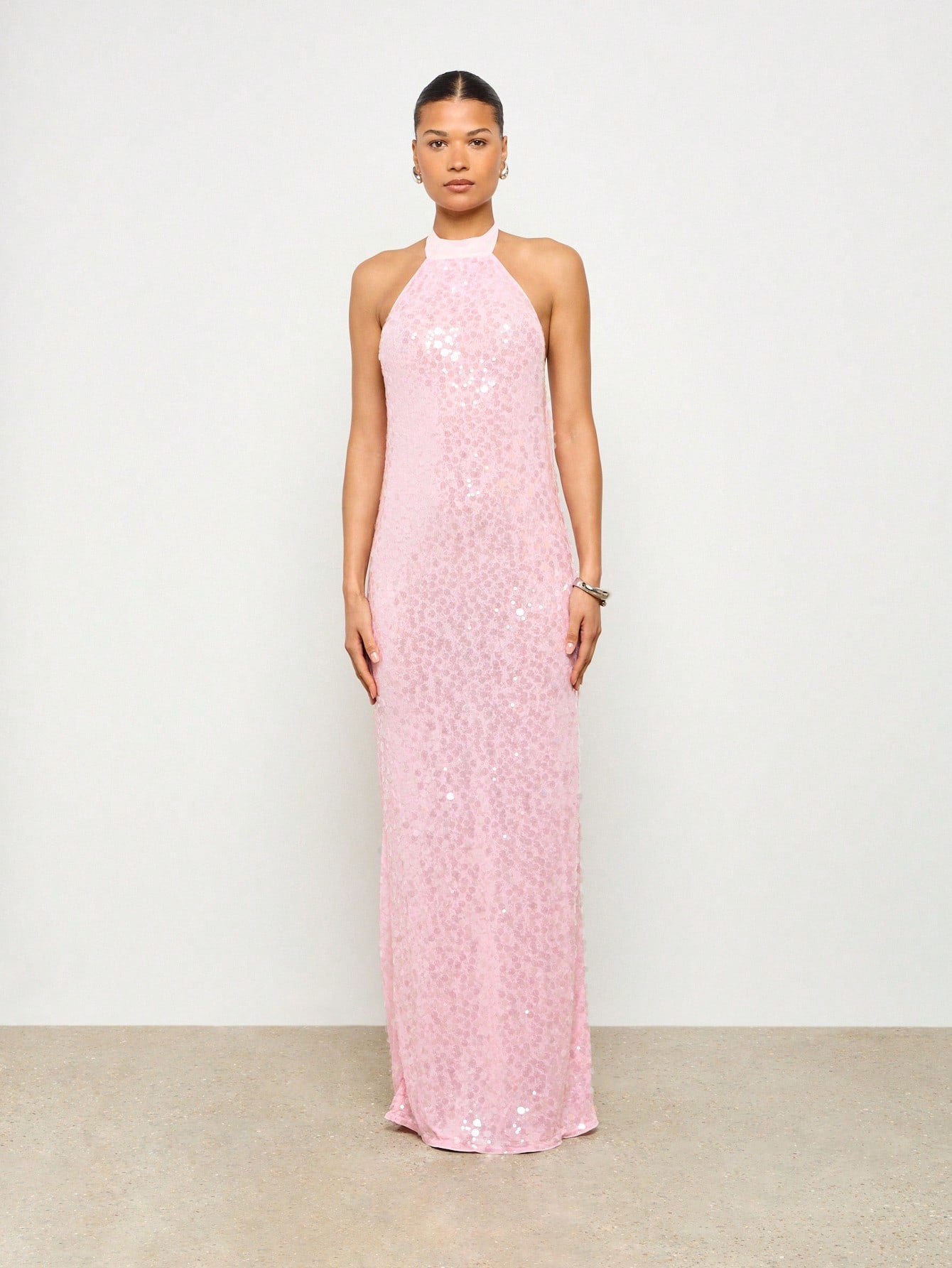 Elegant High Halter Neck Sequin Maxi Dress with Cowl Back for Stunning Evening Looks Elegant High Halter Neck Sequin Maxi Dress with Cowl Back for Stunning Evening Looks