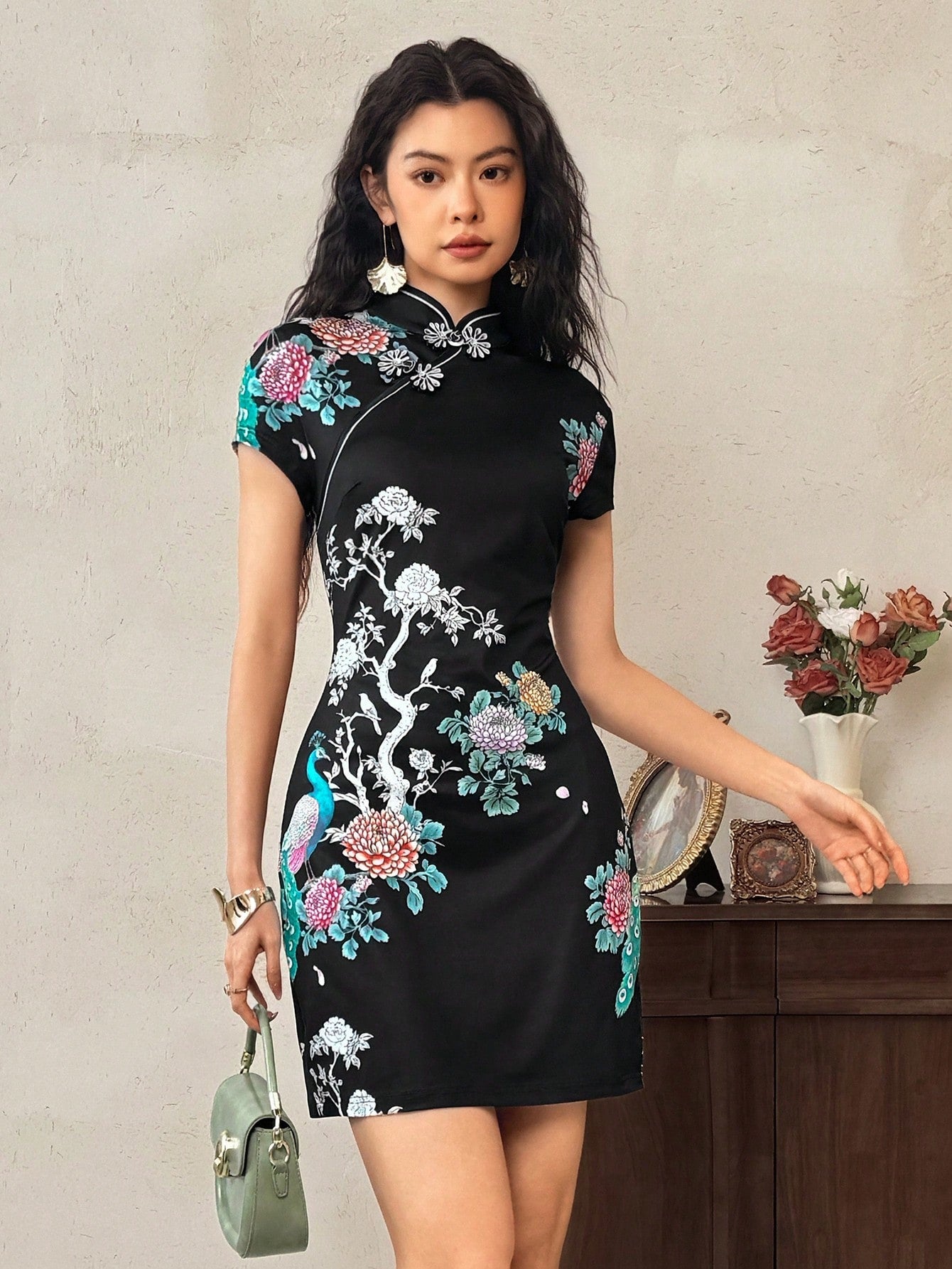 Elegant Stand Collar Short Sleeve Fitted Retro Mini Cheongsam Dress fo –  Canary Houze