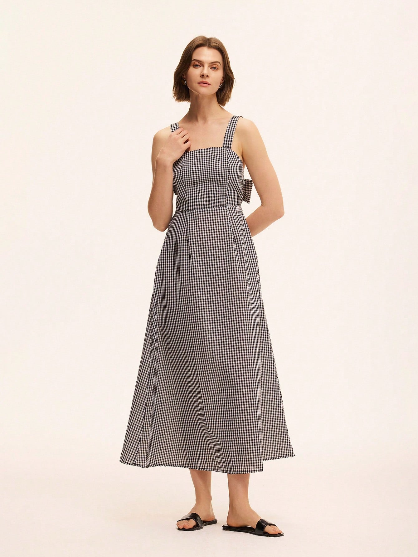 vintage style linen dresses Elegant Women's Dress with Coin Design – Perfect for Any PS/LS Bridal Party Unique Maid twirl skirt and puff Color:Silver Champagne