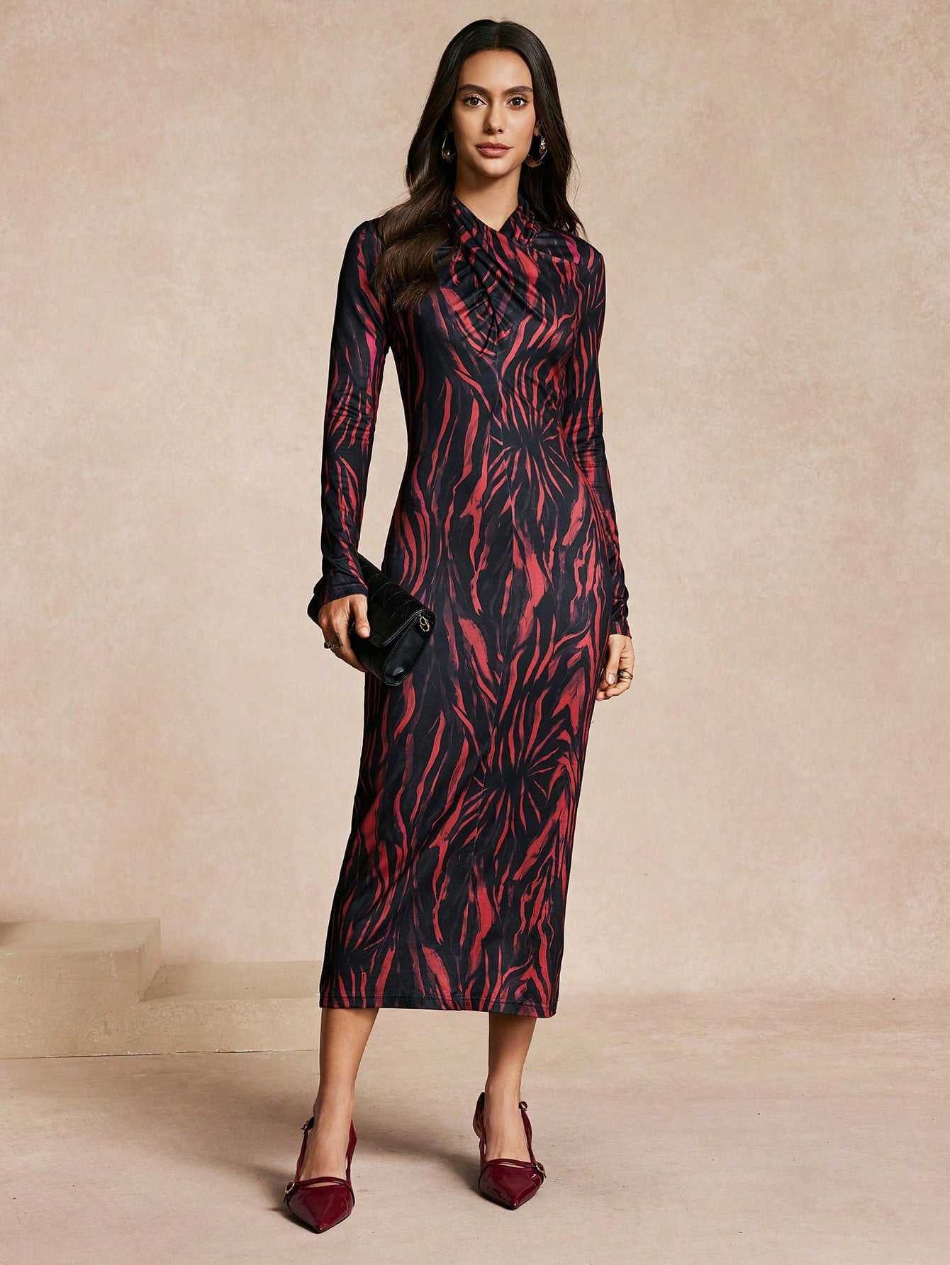 Women's Elegant Radial Print Fitted Maxi Dress - Chic Outfit for Every Canary Houze Women's Elegant Radial Print Fitted Maxi Dress - Chic Outfit for Every Canary Houze