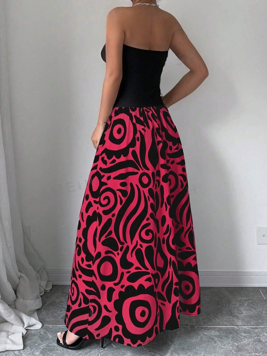 Upgrade your wardrobe with Patchwork Perfection: Women's Solid Color Printed Dress. With its unique patchwork design and vibrant colors, this dress is sure to make a statement. Made with high-quality fabric, it offers both comfort and style. Transform your look and stand out from the crowd with this must-have dress.