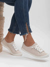 Step Out in Style: Women's Fashionable Lace-Up Sports Shoes