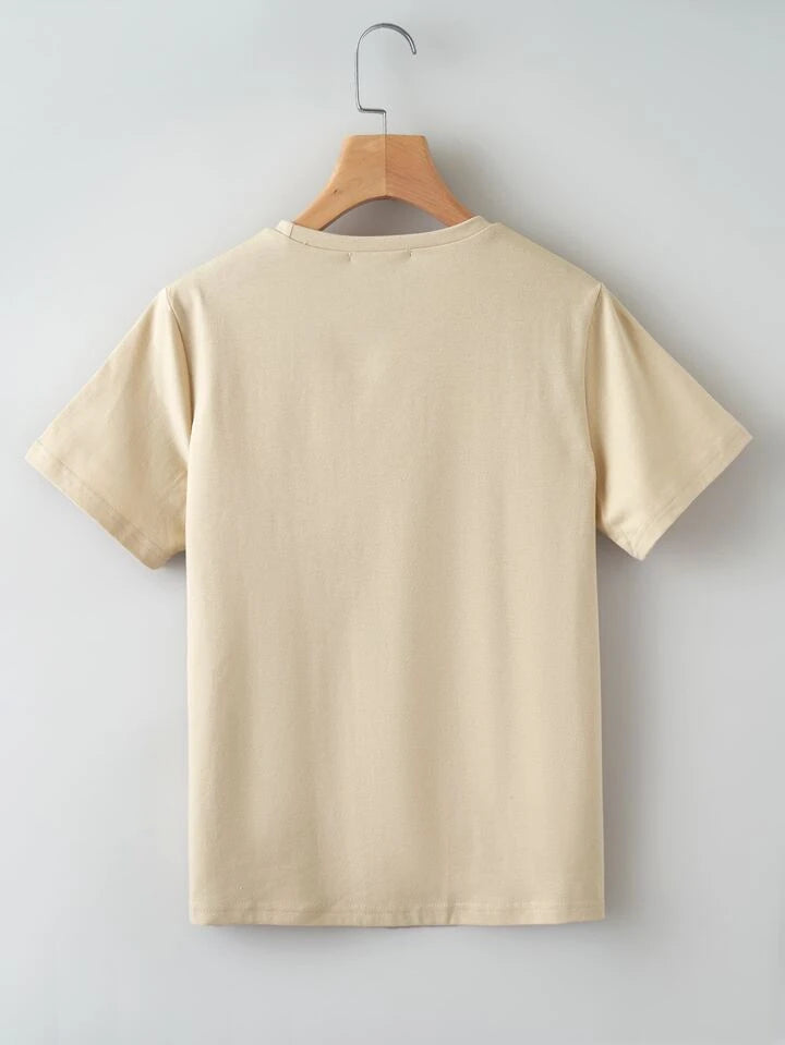 Radiant Sunflower: Plus-size Tee for Sunny Days