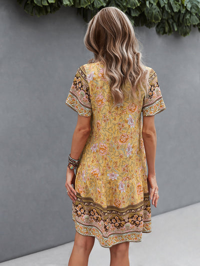 Floral Fantasy Patchwork: Women's Lace Short Sleeve Dress