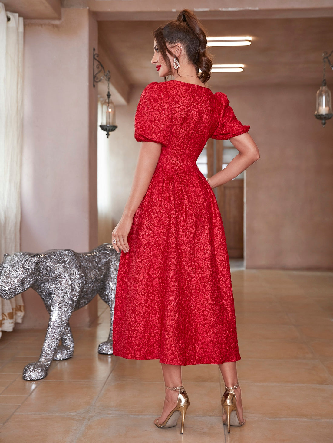 This Chic Embossed Puff Sleeve Dress features a stylish square neckline and eye-catching embossed fabric. The puff sleeves add a touch of elegance while the square neckline flatters all body types. With its chic design and custom fit, this dress is perfect for any occasion.
