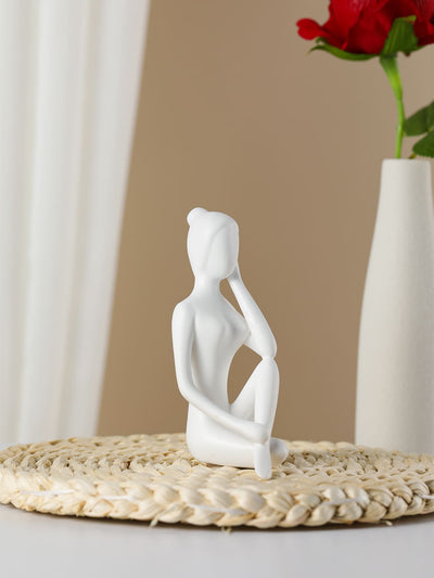 Confidently Craft Your Figure with this Decoration Design