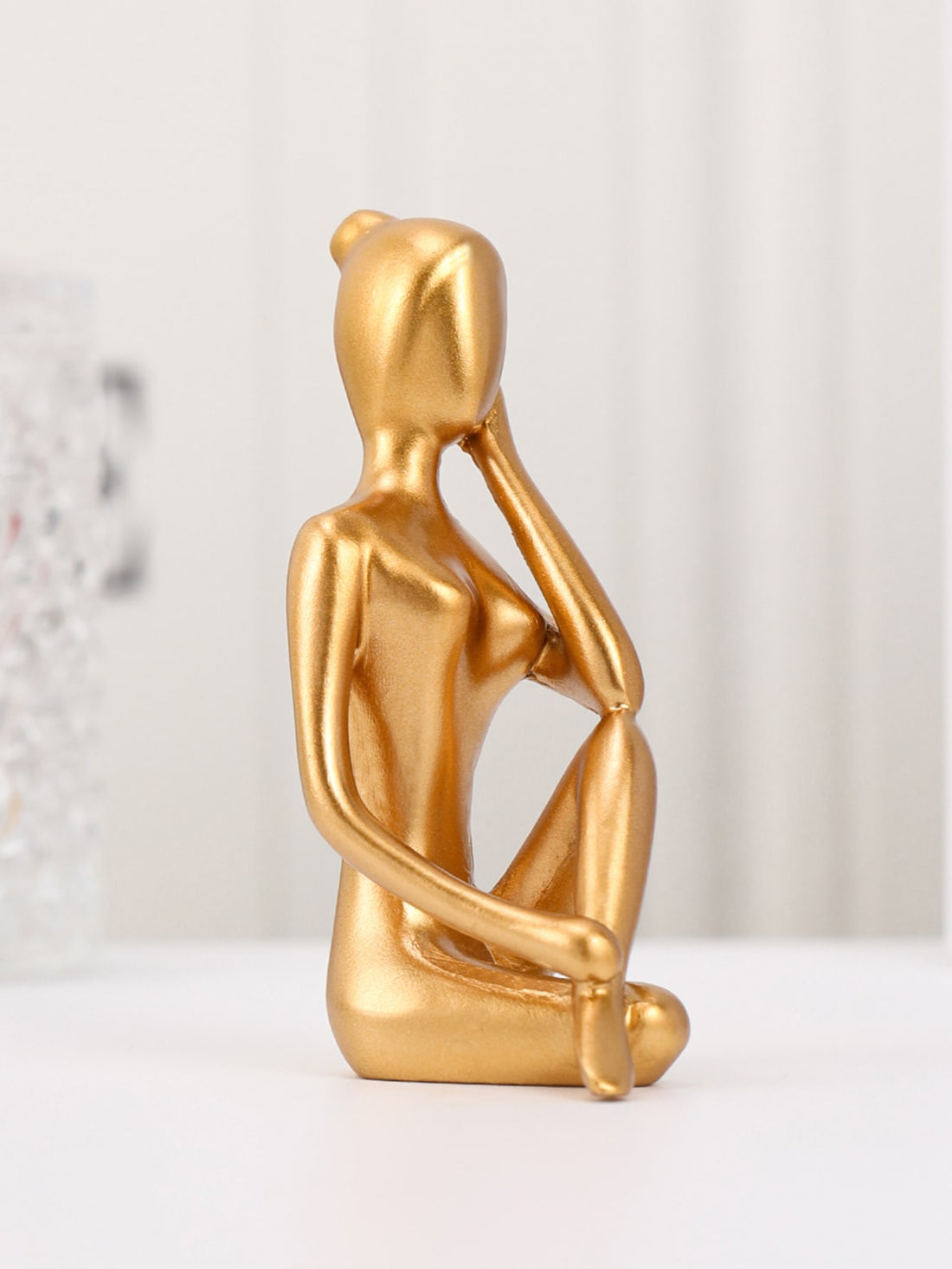 Confidently Craft Your Figure with this Decoration Design