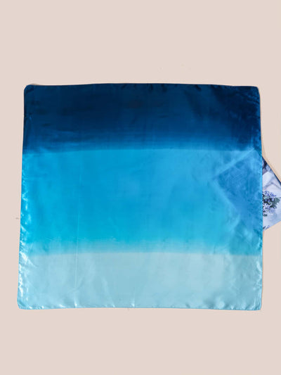 Ombre Style: Fashionable Satin Bandana for Music Festivals