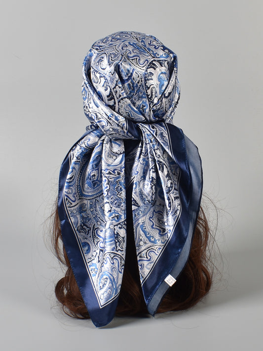 Effortlessly elevate your look with our stylish paisley pattern bandana. This women's head scarf features a classic design that adds a touch of sophistication to any outfit. Made with quality materials, it's perfect for adding a pop of color and completing your ensemble with a fashionable touch.