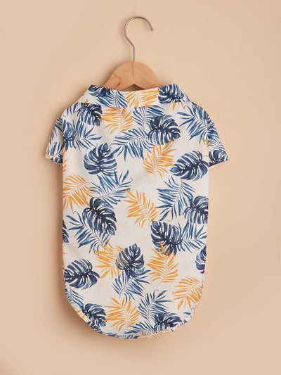 Tropical Vibes: Hawaiian Beach Shirt for Golden Retrievers