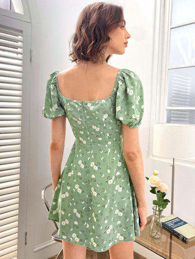 Elegant Daisy Floral Print Ruched Bust Dress – A Touch of Spring Style