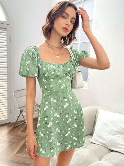 Elegant Daisy Floral Print Ruched Bust Dress – A Touch of Spring Style