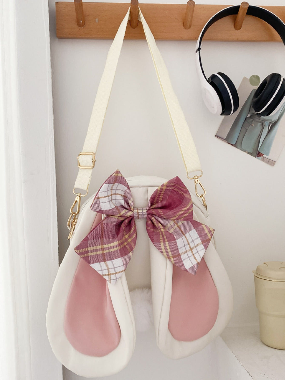 This Cartoon Rabbit Ear Decor Novelty Bag is the ultimate back-to-school accessory for girls. Featuring a charming rabbit ear design, this bag is not only stylish but also functional with plenty of space for school supplies. Add a touch of whimsy to your school day with this must-have accessory.