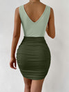 Chic Two-Tone Cut-Out Twist Front Bodycon Dress with Plunging Neckline