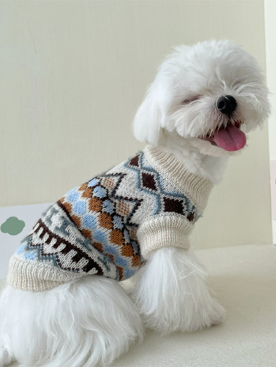 Chic Geometric Pattern Pet Sweater: Keep Your Furry Friend Warm in Style