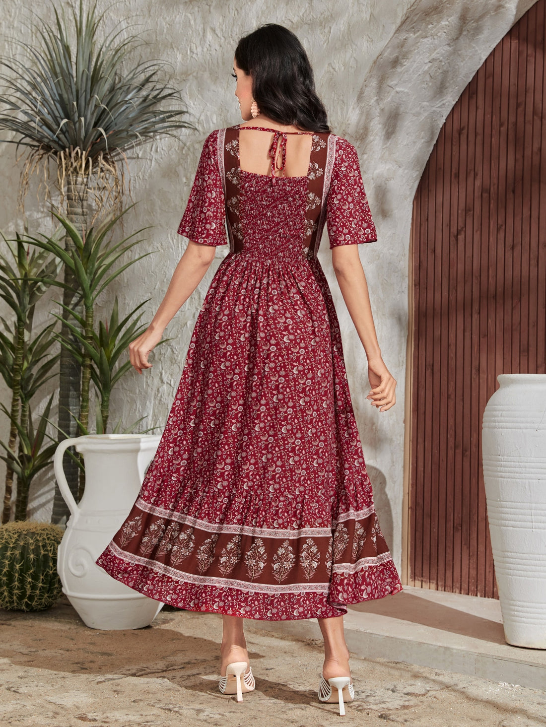 This charming A-Line dress features a beautiful ditsy floral pattern and a flattering square neckline. The A-Line silhouette flatters any body type, making it a versatile option for any occasion. The intricate floral design adds a touch of femininity to this classic dress.