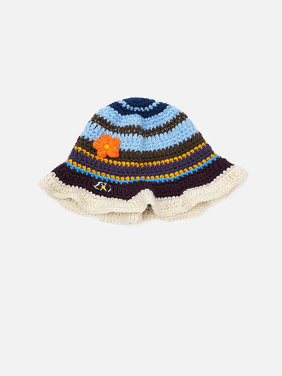 Chic Handmade Knitted Flower Bucket Hat: A Sweet Fashion Statement for Spring and Summer