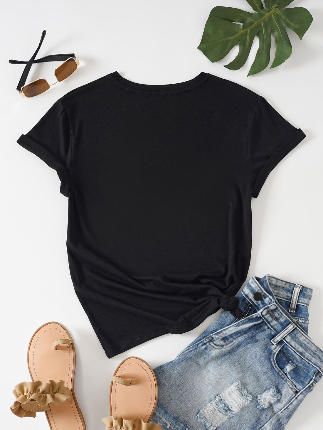 This tee says it all, Mama! Celebrate Mom with style in our heart and slogan graphic tee. Keep it playful and fashionable with this heartfelt tribute to motherhood.