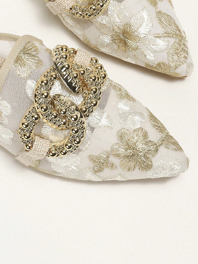 Chic Embroidered Mesh Flat Sandals with Statement Metal Buckle