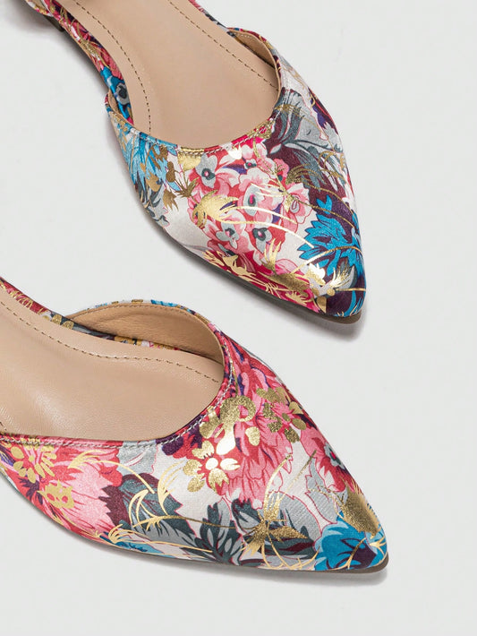 Chic Floral Ankle Strap Flats for Effortless Outdoor Style