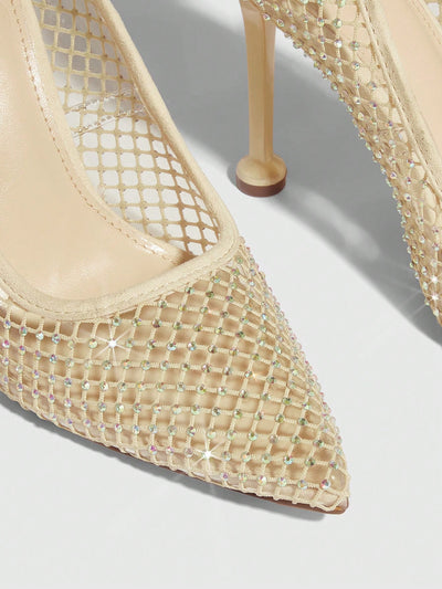 Glamorous Rhinestone Court Pumps: Sparkling Stilettos for the Stylish Woman