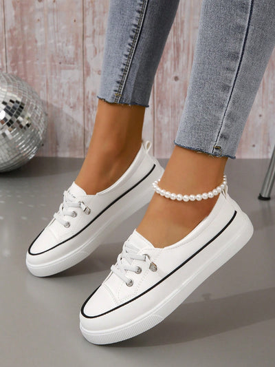 Chic and Comfortable: Women's Sporty Slip-On Shoes with Contrast Binding Design and Lace-Up Front Sneakers