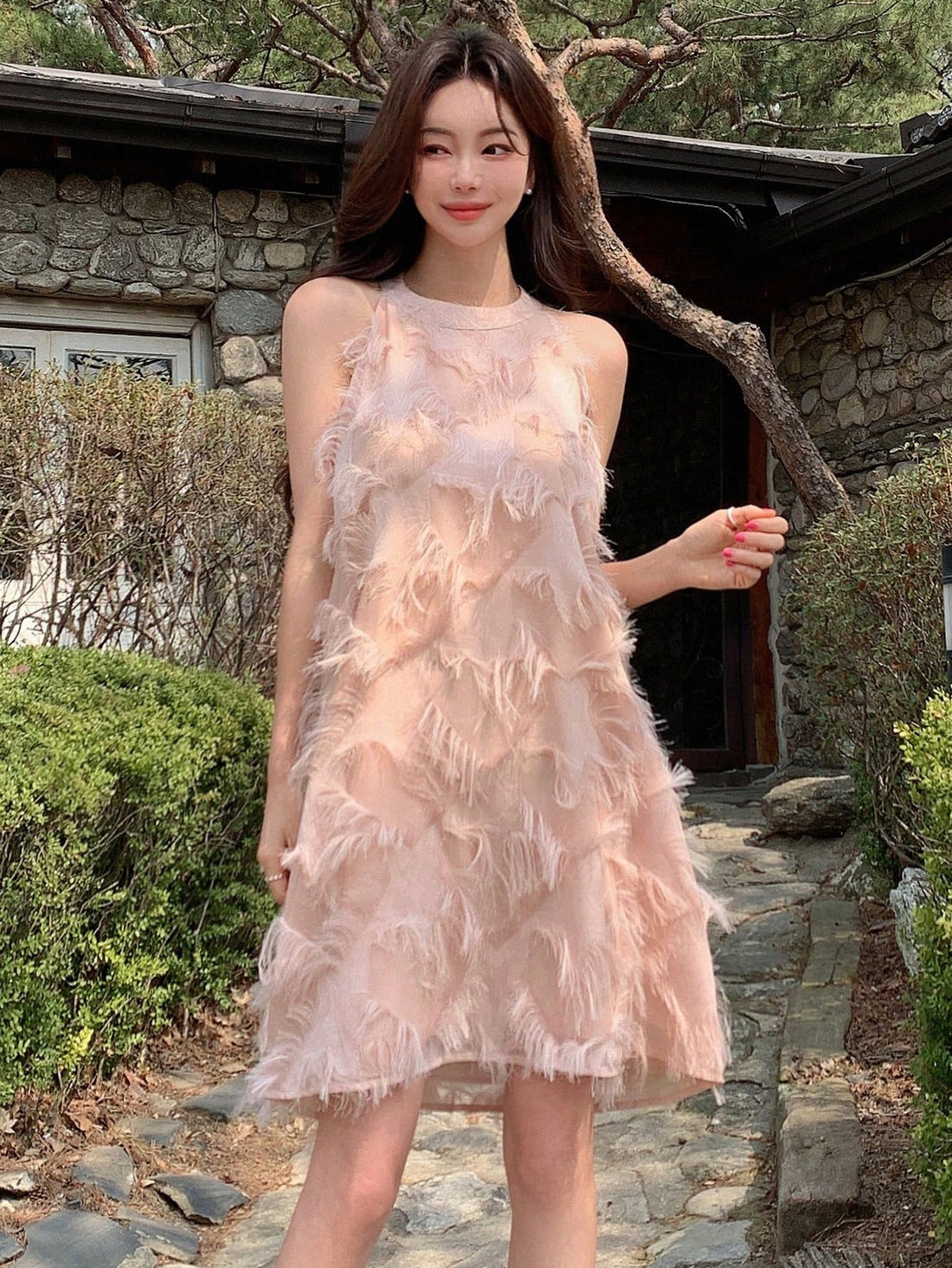 Be sweet and stylish this Valentine's Day with our Sweetheart Fuzzy Trim Halter Dress! The perfect outfit for date night or a night out with friends, its halter design and fuzzy trim add a touch of playfulness. Stand out and spread the love with this eye-catching dress!