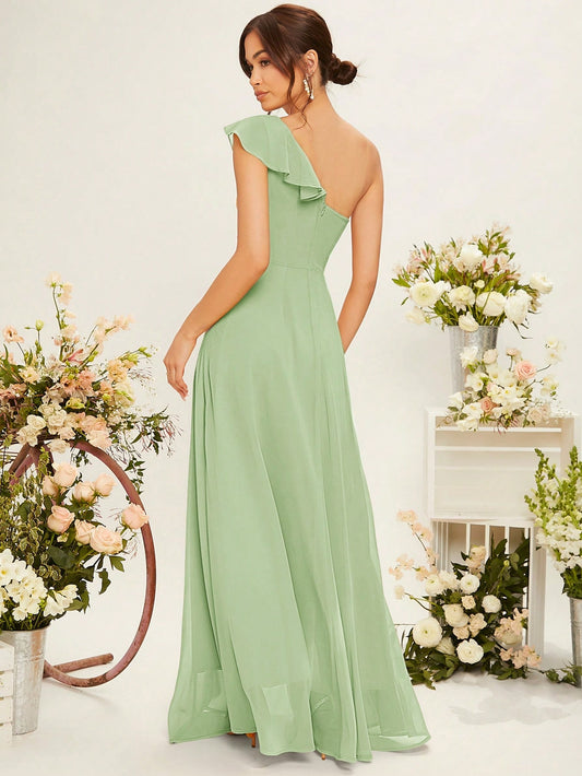 Elegant One-Shoulder Ruffle Trim Ruched Bustier Chiffon Bridesmaid Dress in Baby Blue