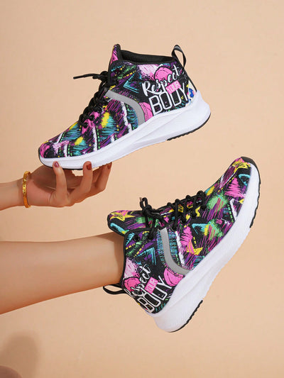 Step up Your Style with Letter Graphic Lace-up Front Running Shoes