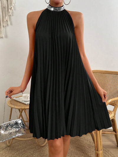 Sparkling Elegance: Contrast Sequin Pleated Halter Neck Dress