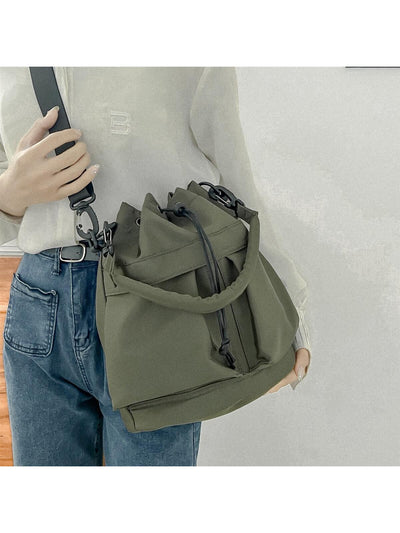 Versatile and Stylish: Large Capacity Unisex Tote Bag with Adjustable Shoulder Strap
