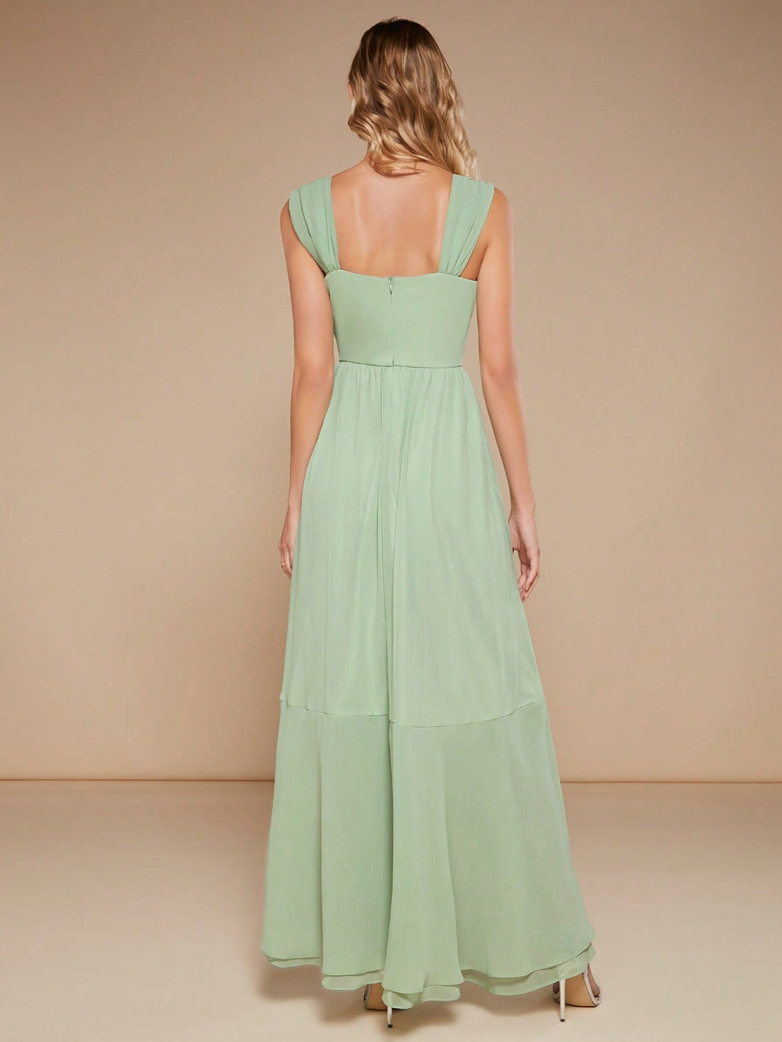 Get ready to elevate your bridesmaid game with our Elegant High-Low Hem Bridesmaid Dress! Crafted with a dreamy and elegant design, this dress will make your bridesmaids feel like they're floating on air. The high-low hem adds a touch of sophistication, making it the perfect choice for a dreamy wedding look.