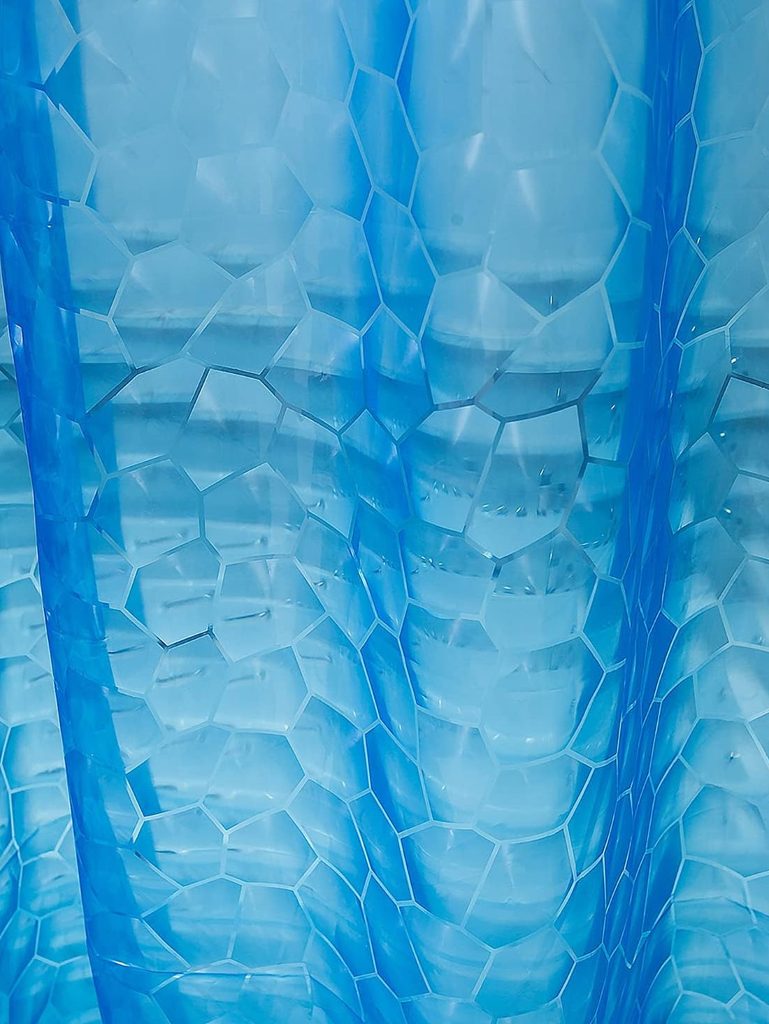 Elevate your bathroom's aesthetic with our 3D Water Cube <a href="https://canaryhouze.com/collections/shower-curtain" target="_blank" rel="noopener">Shower Curtain</a>. Choose from Blue, Green, or Transparent with an Ice Pattern Design to add a unique touch to your space. Made with high-quality materials, this curtain is both functional and visually appealing.