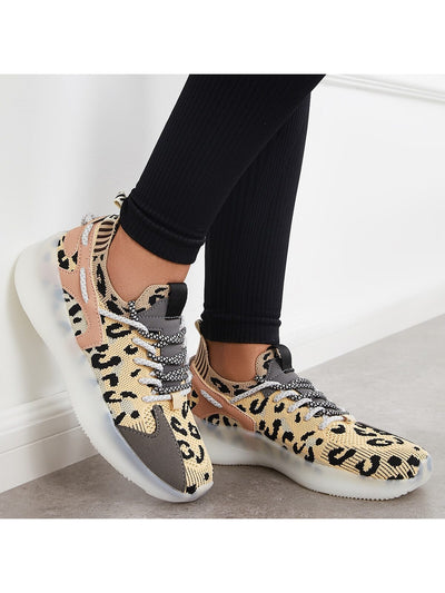 Effortlessly Chic: Lace-Up Tennis Sneakers for Casual Style