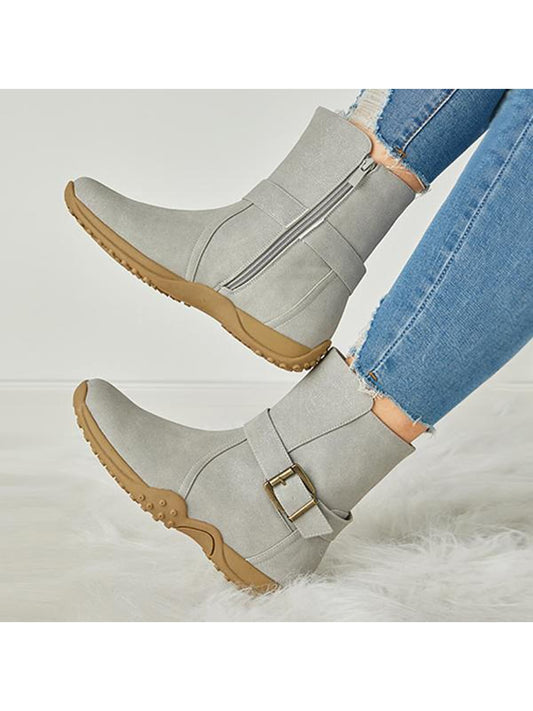 Experience ultimate comfort and style with our Chic Arch Support Ankle Boots. These boots provide exceptional support for your feet, helping to prevent discomfort and pain. Made with high-quality materials, they offer both style and functionality, making them the perfect choice for any fashion-forward individual seeking the perfect balance of comfort and design.