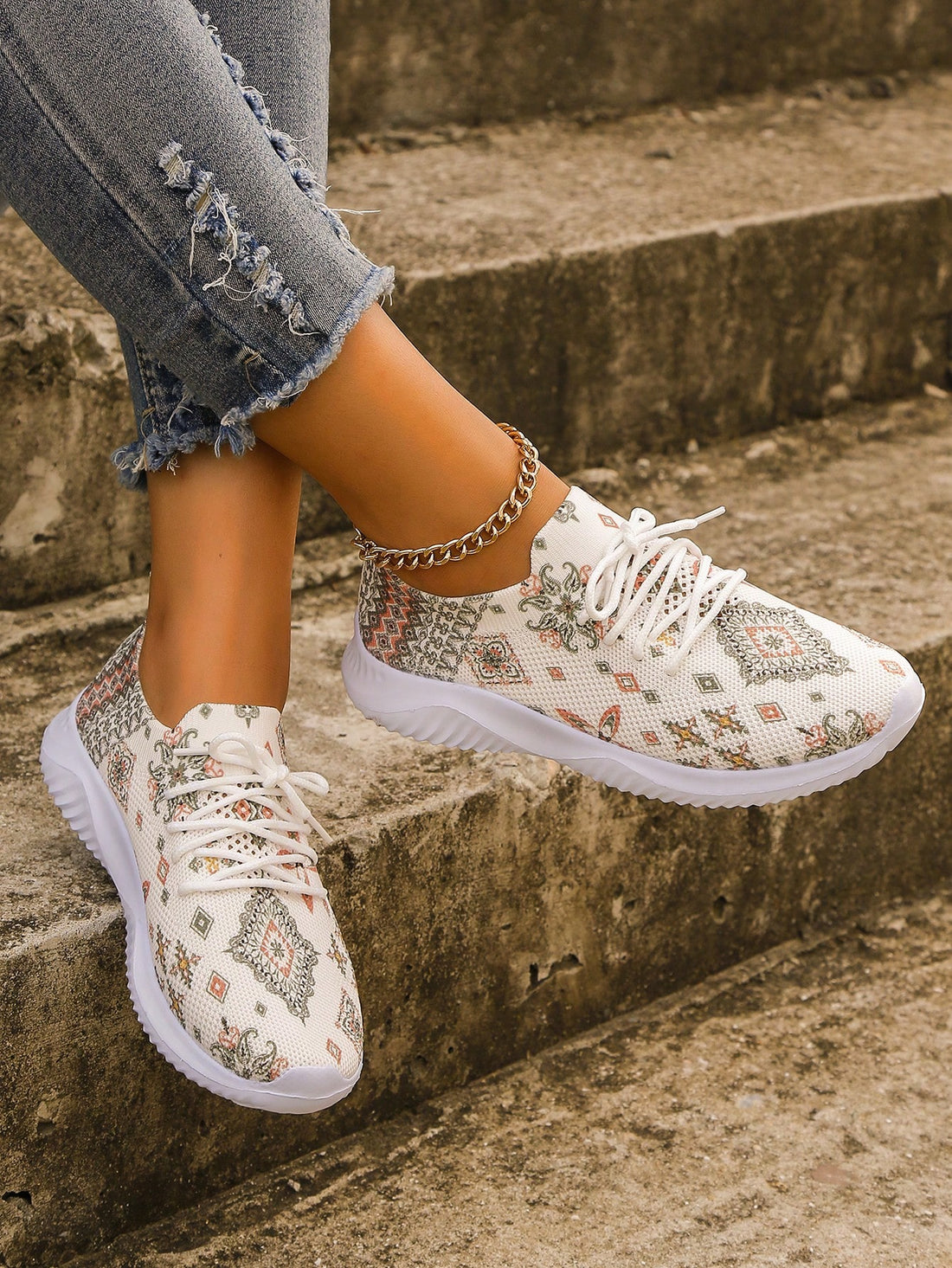 Experience ultimate comfort with Cozy Bliss: Women's Fluffy Plush Indoor <a href="https://canaryhouze.com/collections/women-canvas-shoes?sort_by=created-descending" target="_blank" rel="noopener">Slippers</a>. Made with soft and fluffy material, these slippers will keep your feet warm and cozy. Perfect for lounging at home, these slippers provide a luxurious feel. Treat your feet to a little slice of heaven with Cozy Bliss.