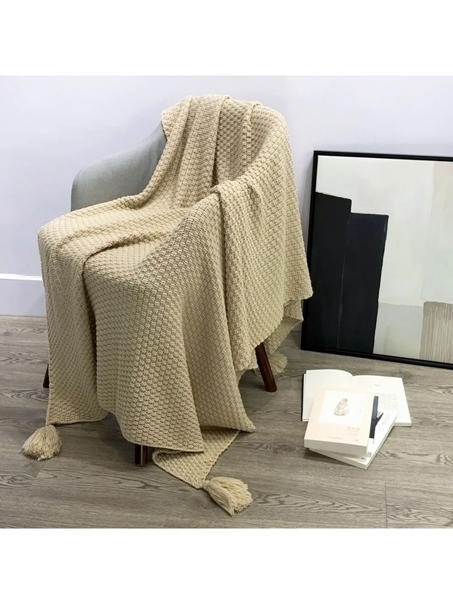 Stay warm and stylish with the Cozy Chic: Fringed Knitted <a href="https://canaryhouze.com/collections/blanket" target="_blank" rel="noopener">Blanket</a>. Perfect for snuggling on the sofa, taking a nap, or staying comfortable in the air conditioner. Made with soft, high-quality materials to keep you cozy. Experience ultimate comfort with this must-have essential.