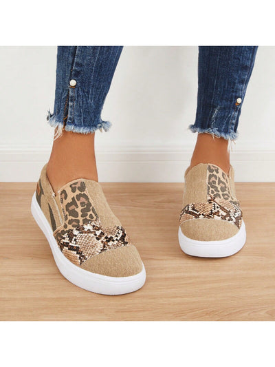 Step Up Your Style: Women's Casual Slip-on Platform Sneakers