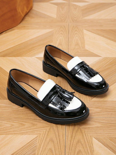 Chic and Stylish: Minimalist Fringe Decor Loafer Flats for Women