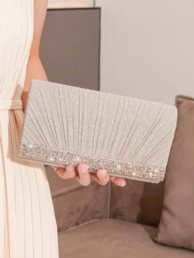 Sparkle and Shine with the Glitter Handbag: The Ultimate Clutch for Party Girls and Brides