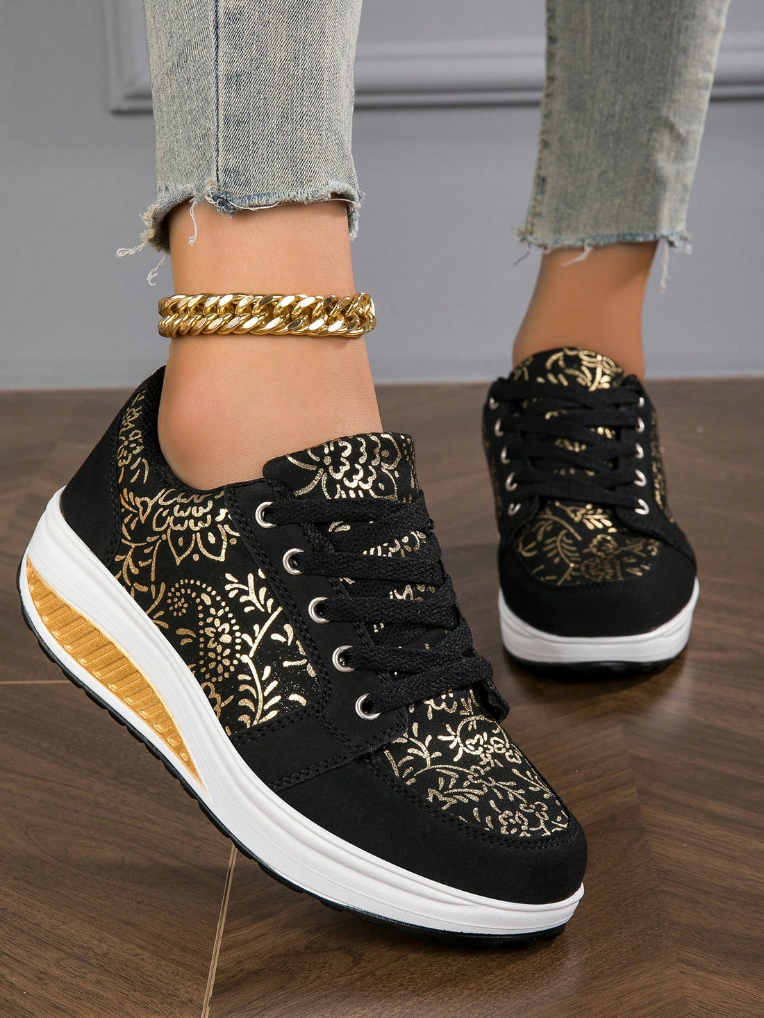 Experience style and comfort like never before with our Stylish and Comfortable Casual Sports <a href="https://canaryhouze.com/collections/women-canvas-shoes" target="_blank" rel="noopener">Shoes</a>. The sleek design features a wedge heel and thick sole for added support and cushioning. Step up your game in both fashion and practicality.