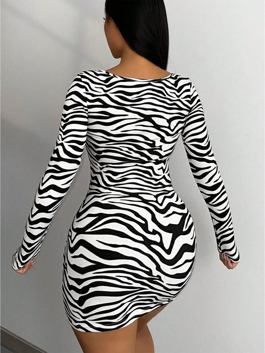 Zebra Striped Scoop Neck Bodycon Dress - Chic & Stylish Statement Piece