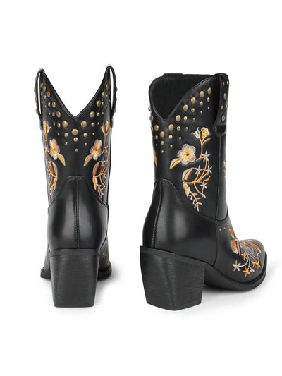 Vintage Vibes: Cowgirl Cowboy Western Boots with Classic Embroidery Design