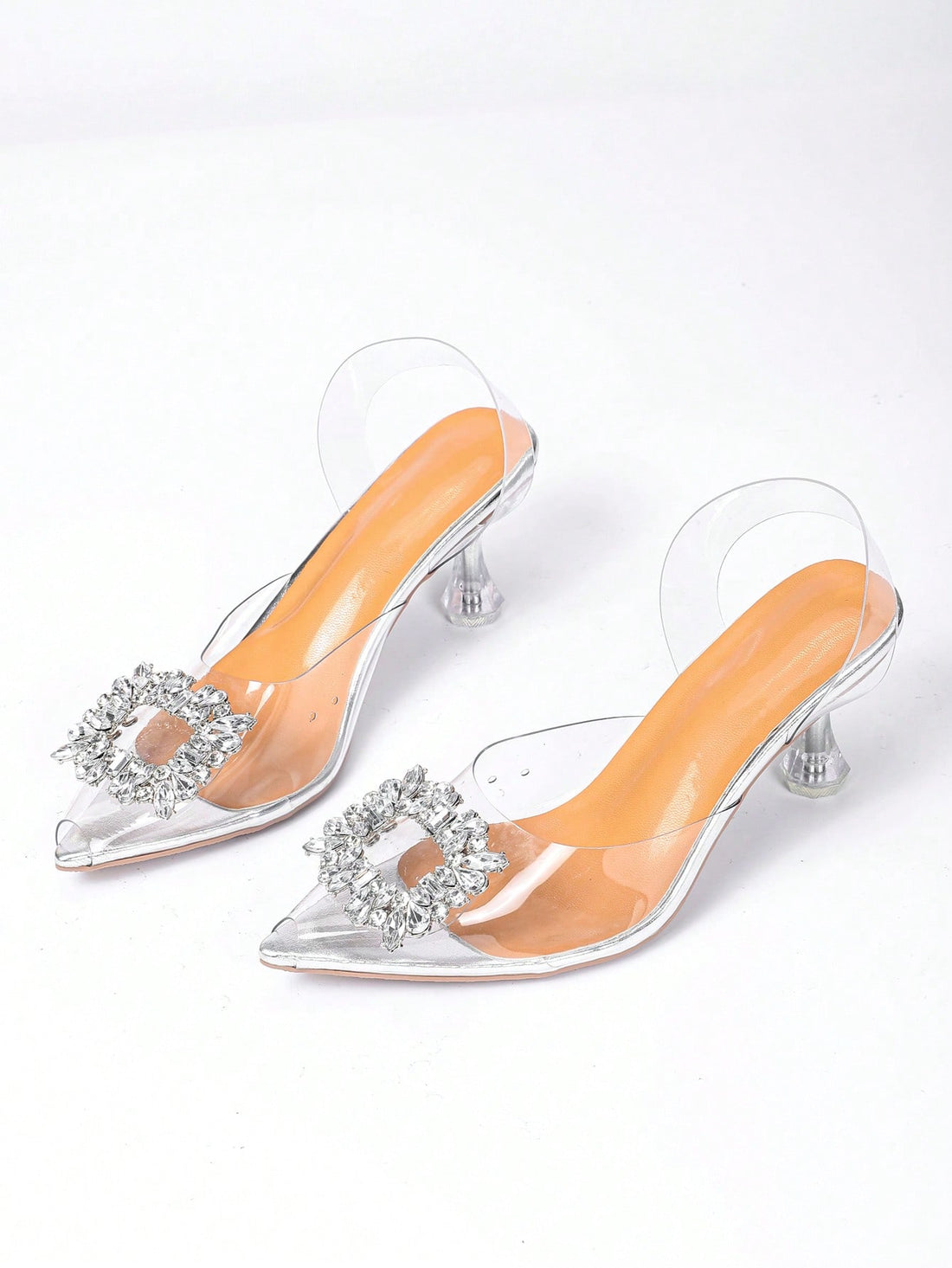 Step out in style with these large-size British-inspired casual shoes! Crafted from breathable leather, they keep your feet comfy while the mid heel adds just the right lift. The lace-up design blends classic charm with modern flair, making every stride effortlessly fashionable and fun. Perfect for those who want to walk their own stylish path!