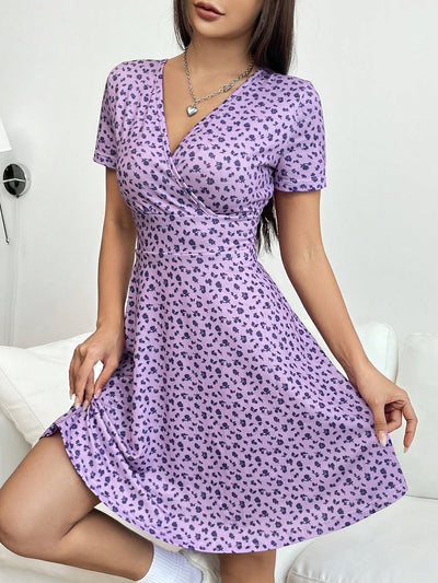 Chic Polka Dot V-Neck Wrap Dress for Effortless Spring-Summer Elegance