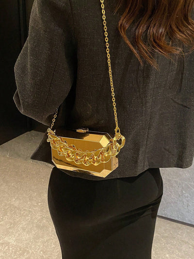 Chic and Compact: Mini Hard Shell Evening Bag