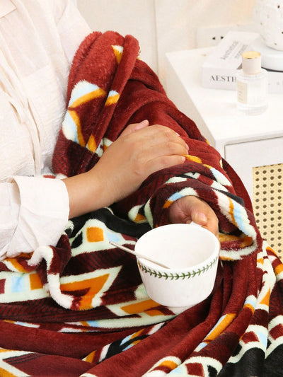 Cozy Comfort: Double-Sided Printed Flannel Blanket for All Seasons